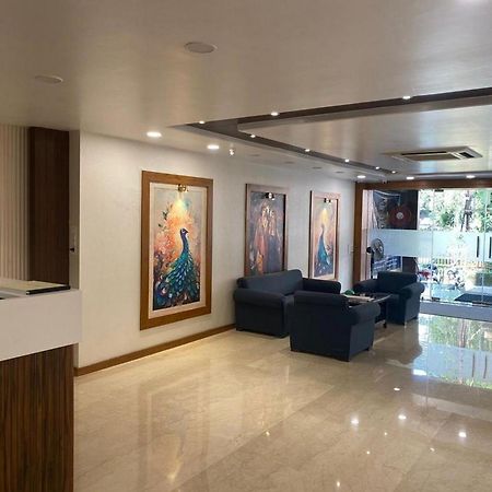 Hotel Eleven Heights Bhopal Ngoại thất bức ảnh