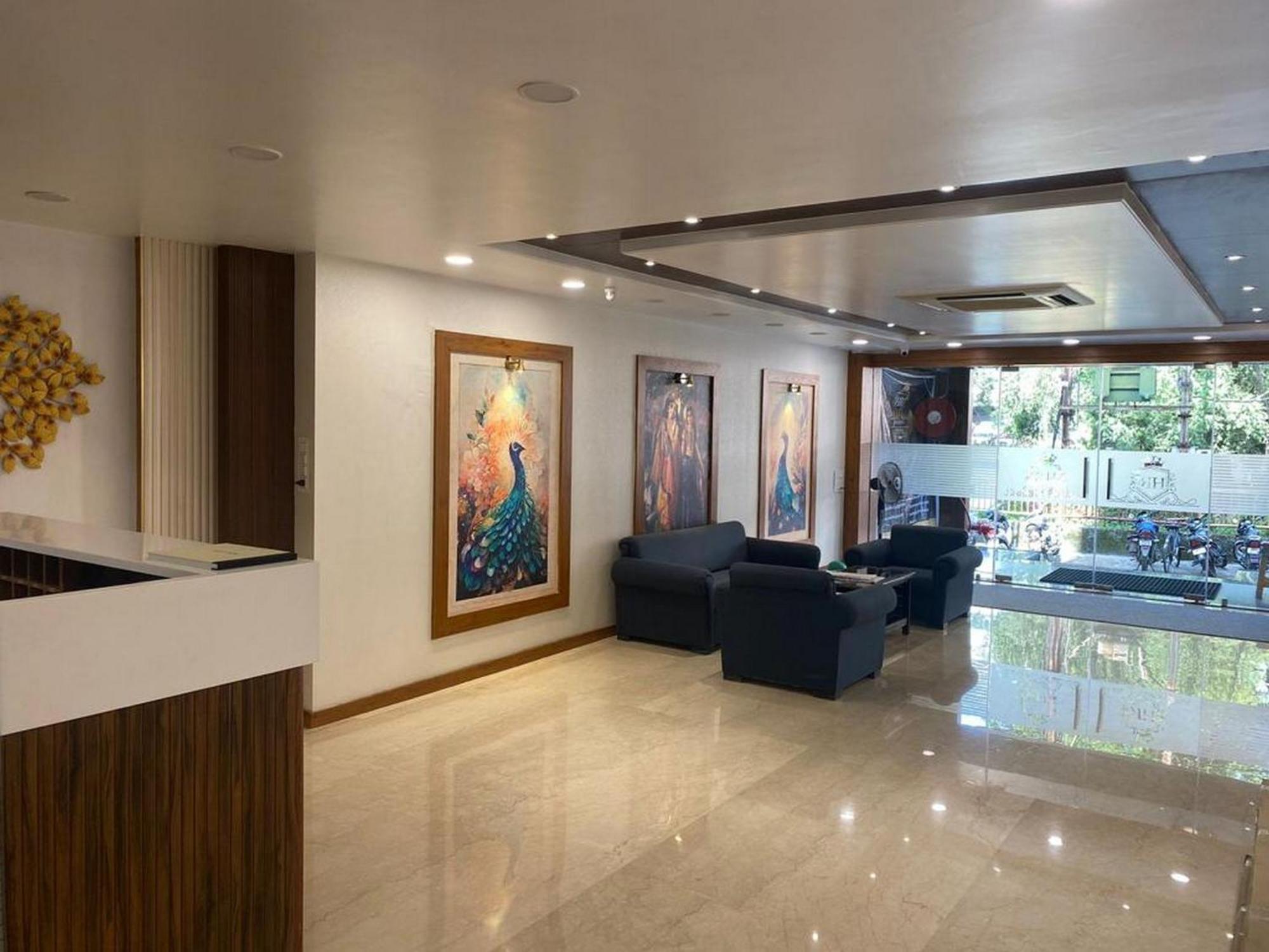 Hotel Eleven Heights Bhopal Ngoại thất bức ảnh