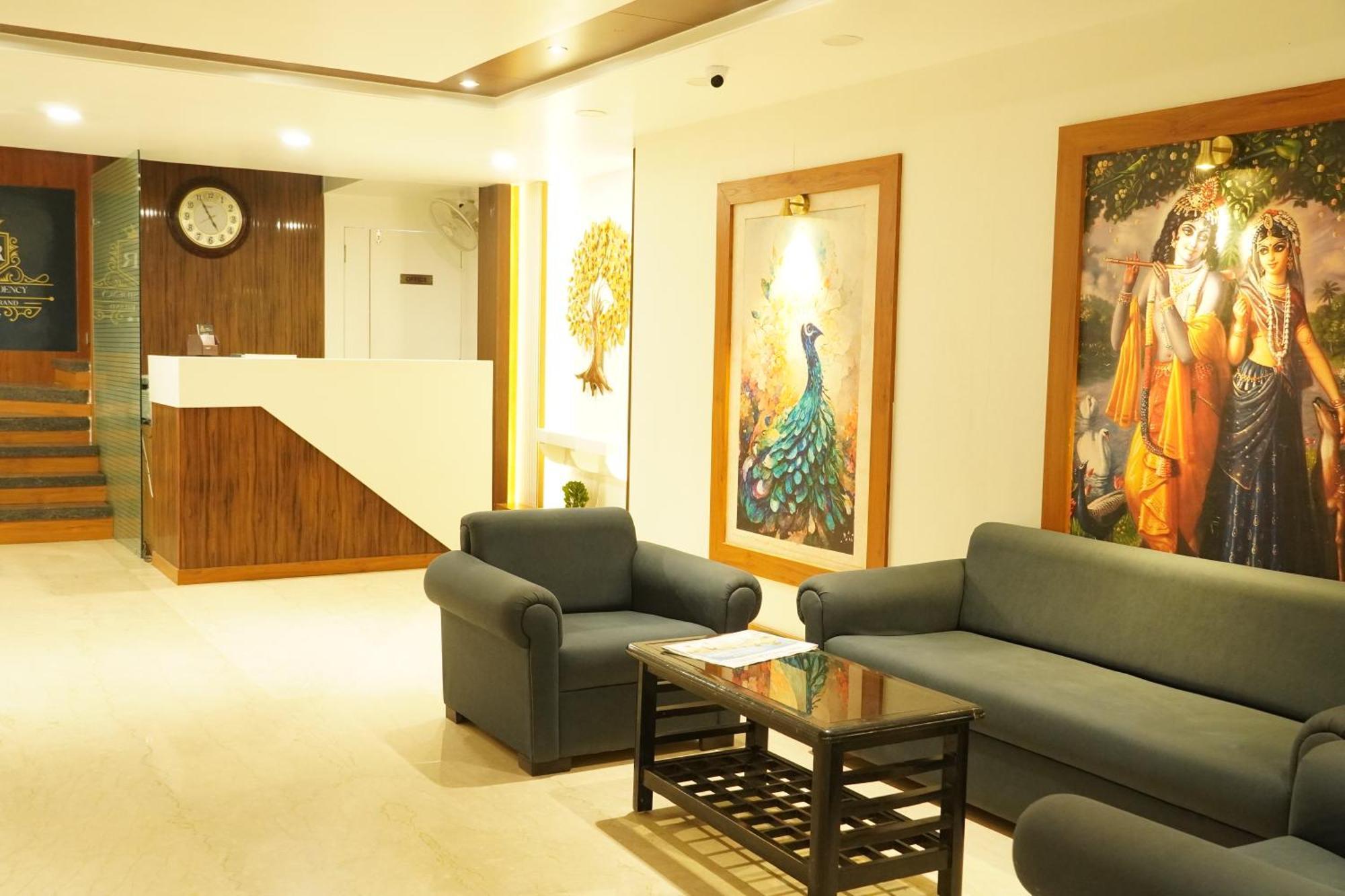 Hotel Eleven Heights Bhopal Ngoại thất bức ảnh